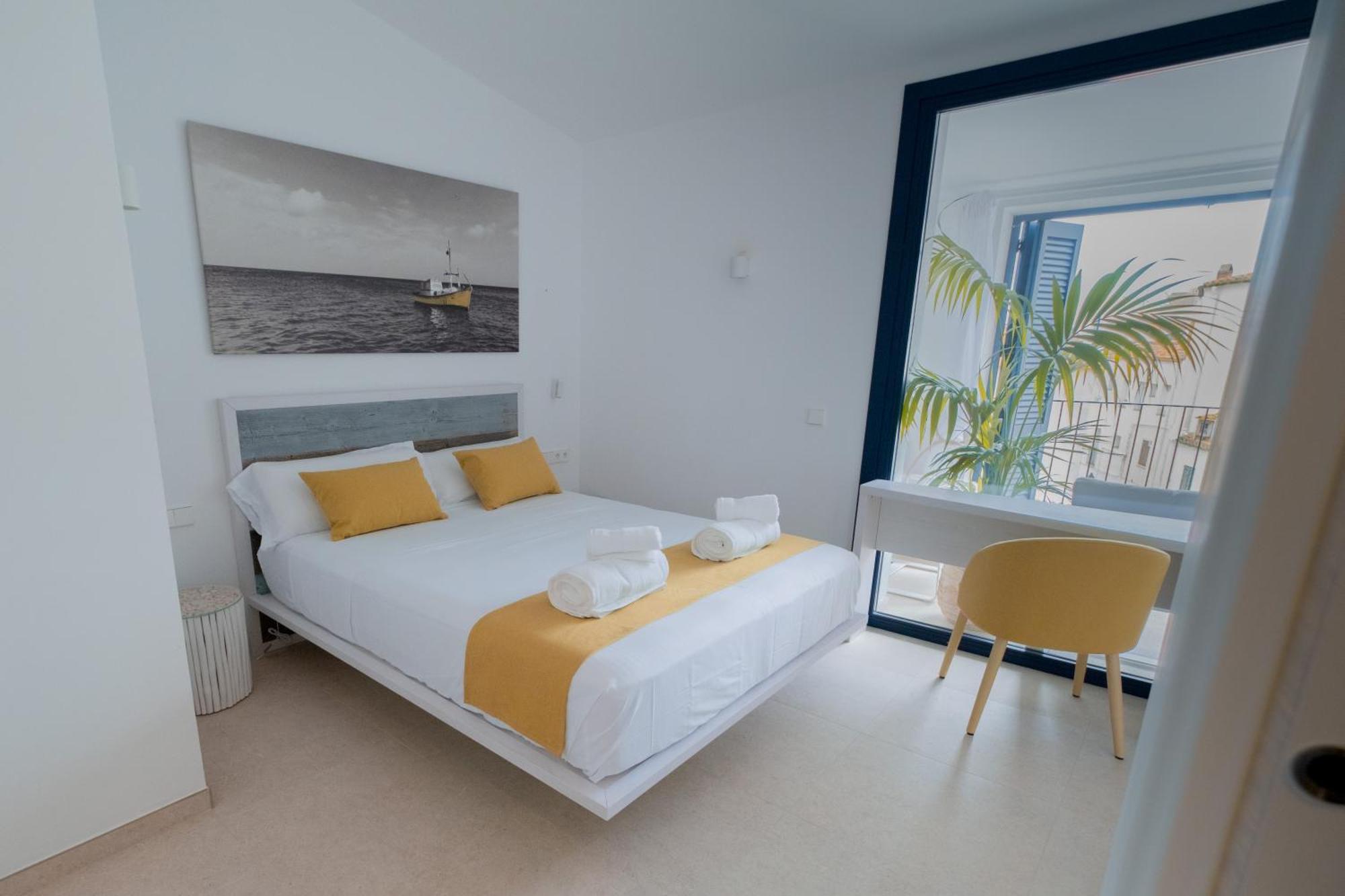 Hotel Boutique Es Blau Cadaqués Dış mekan fotoğraf