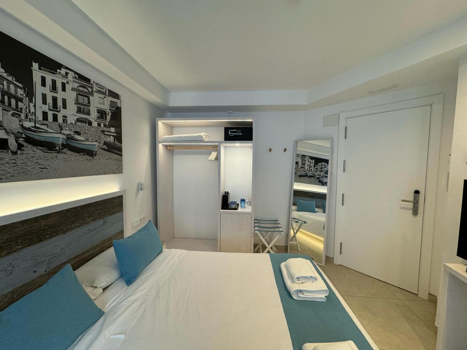 Hotel Boutique Es Blau Cadaqués Dış mekan fotoğraf